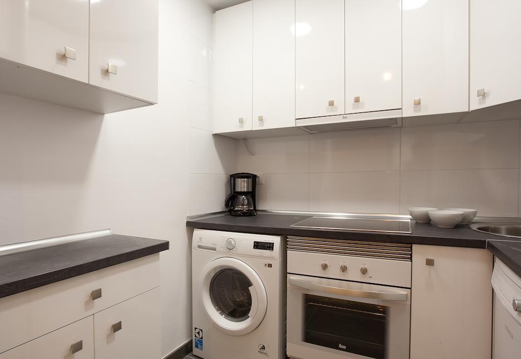 Barnapartments Basic Gracia Barcelona Zewnętrze zdjęcie