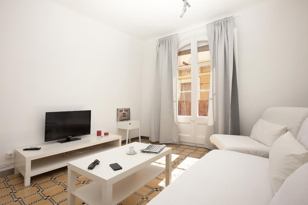 Barnapartments Basic Gracia Barcelona Zewnętrze zdjęcie