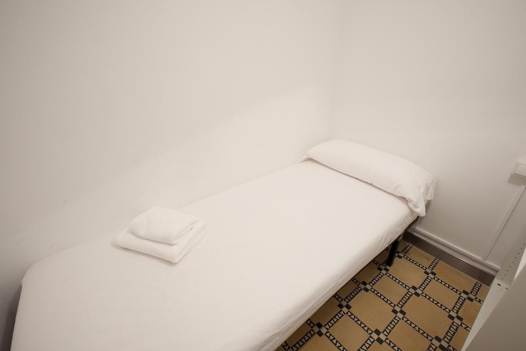Barnapartments Basic Gracia Barcelona Pokój zdjęcie