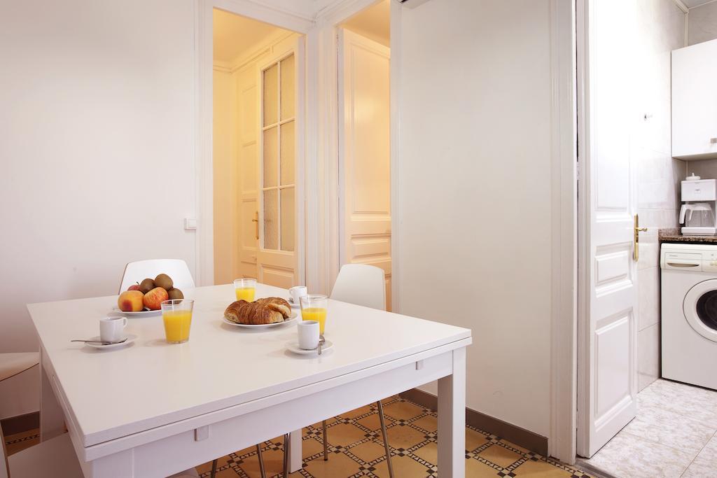 Barnapartments Basic Gracia Barcelona Zewnętrze zdjęcie