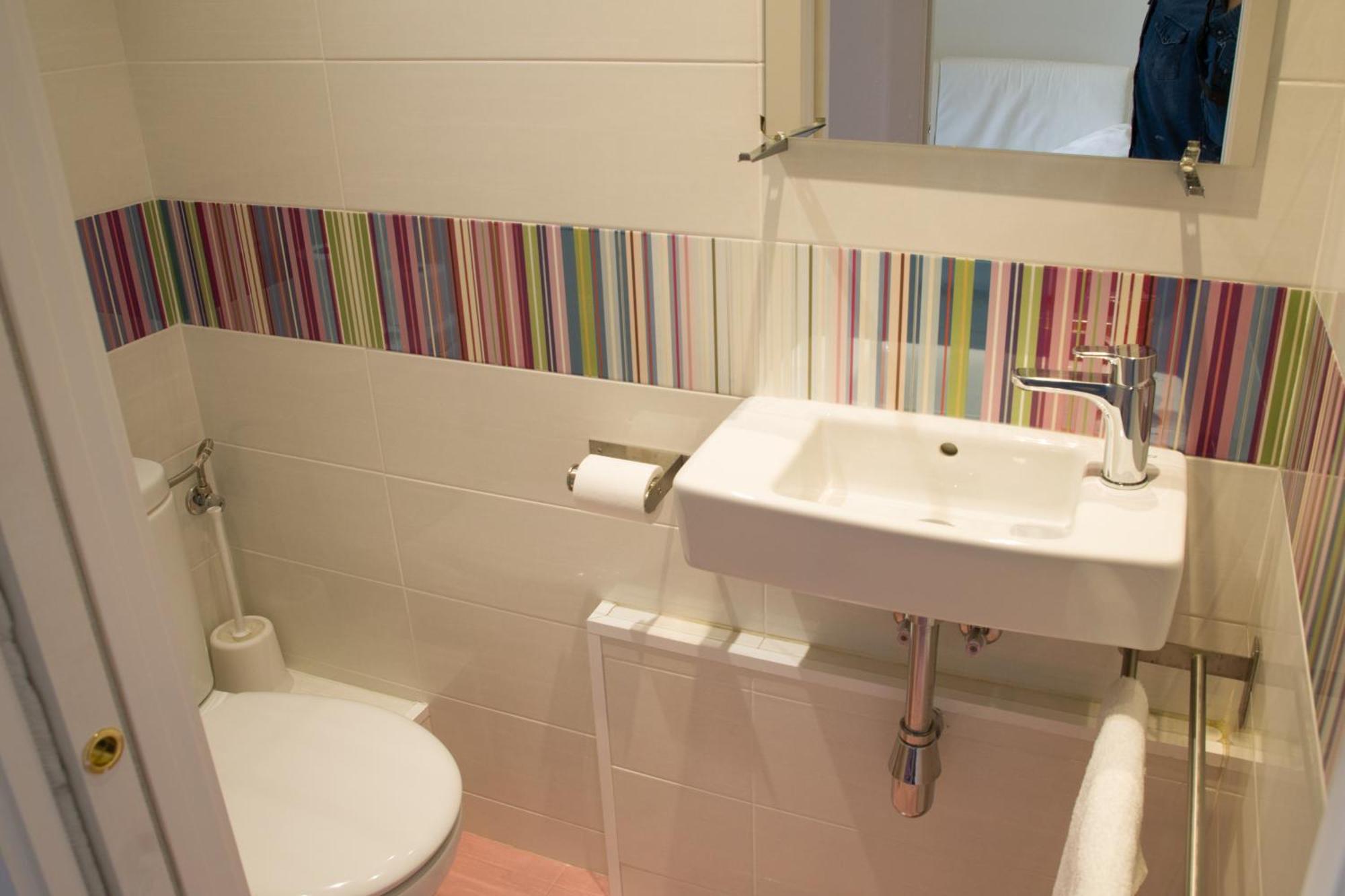 Barnapartments Basic Gracia Barcelona Zewnętrze zdjęcie