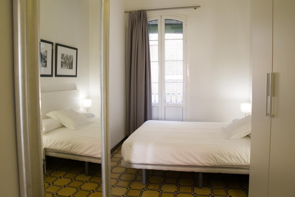 Barnapartments Basic Gracia Barcelona Zewnętrze zdjęcie