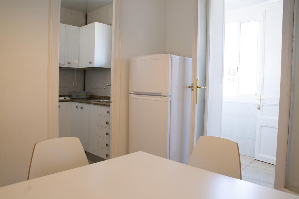 Barnapartments Basic Gracia Barcelona Zewnętrze zdjęcie