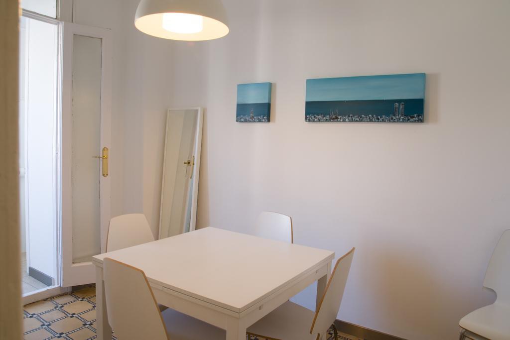 Barnapartments Basic Gracia Barcelona Zewnętrze zdjęcie
