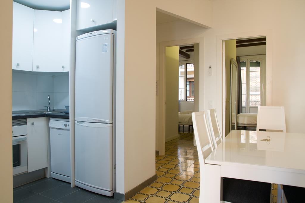 Barnapartments Basic Gracia Barcelona Zewnętrze zdjęcie