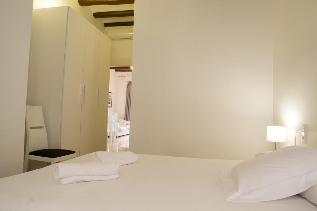 Barnapartments Basic Gracia Barcelona Zewnętrze zdjęcie